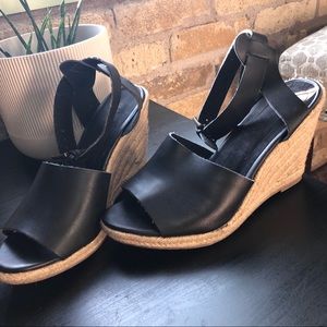 BLACK WEDGE ESPADRILLES SIZE 8